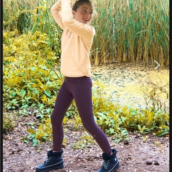 Athleta Girl Snow Problem Tight in Shasta Purple XL/14 - Picture 2 of 8